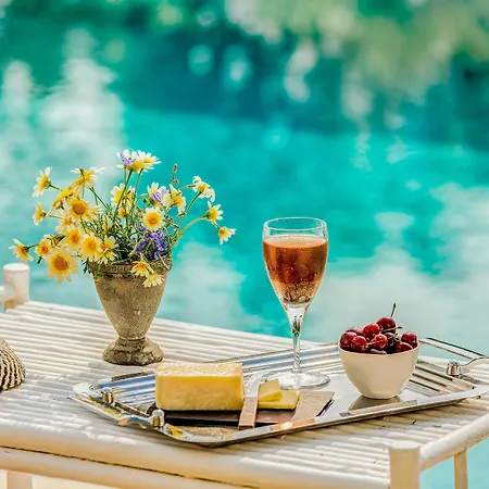 Ev Bharat Butique Hotel, 호텔