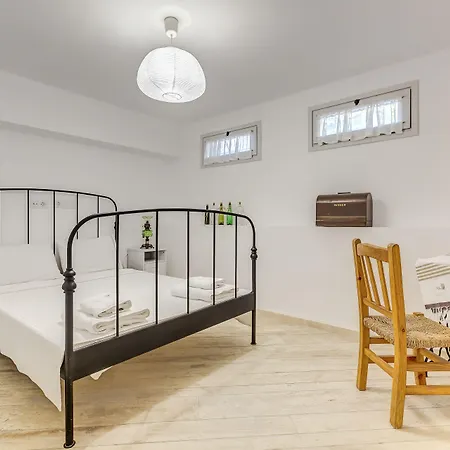 Ev Bharat Butique Hotel, אלאקאטי