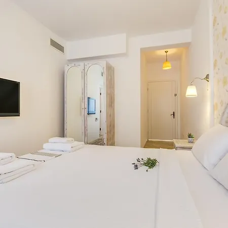 Ev Bharat Butique Hotel, 2* Алачати